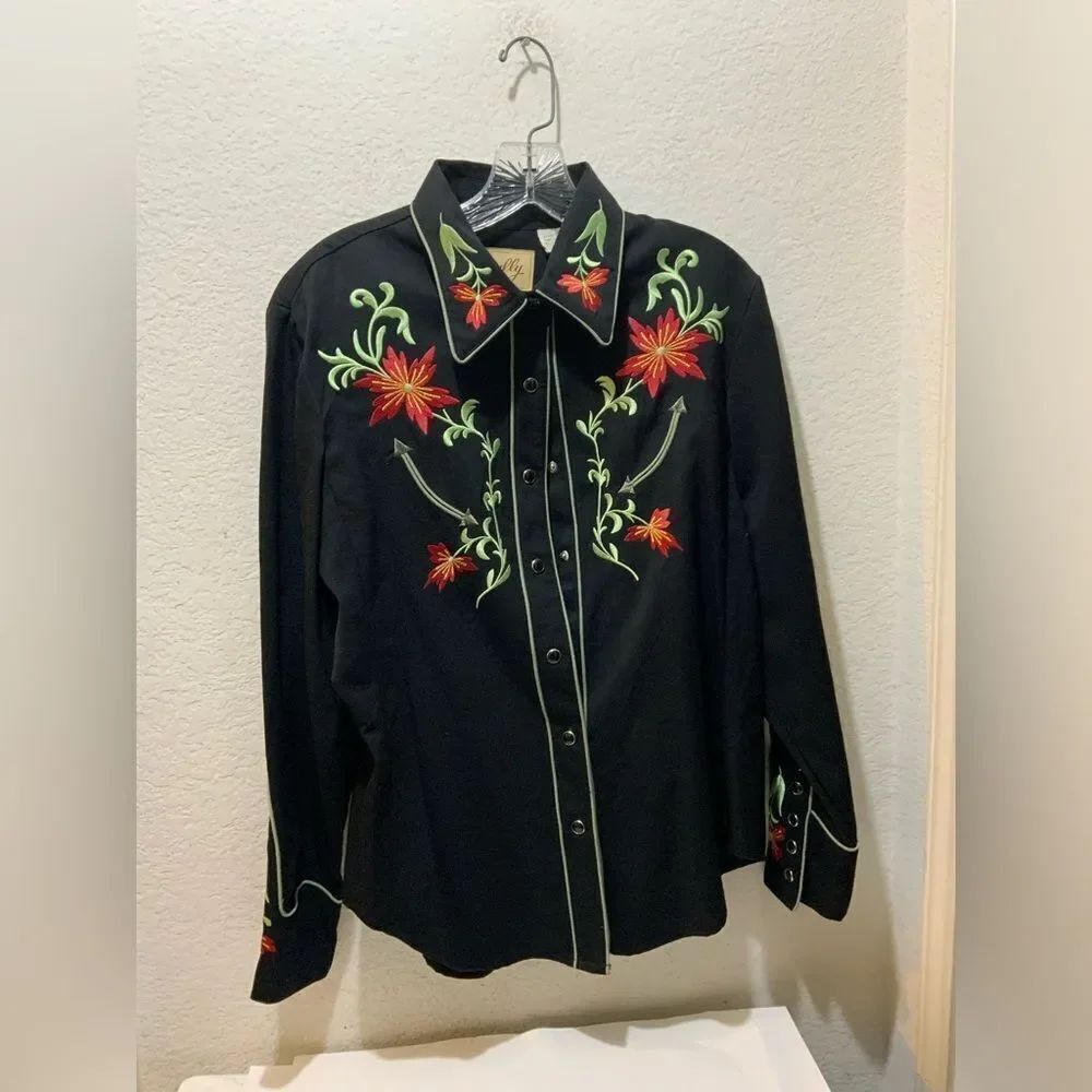 Scully Women Western Shirt Sz M Embroidered Pearl Snap Embellished Cowgirl